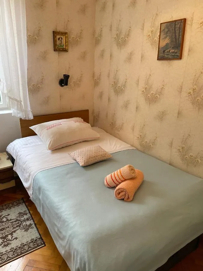 Soul Apartment In Center Split 0*,